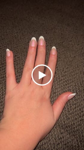 Customer video review of One Of Your French Pearls Press On Nails (24PC)