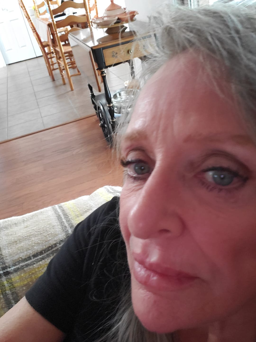 Customer photo review of EYELASH GROWTH SOLUTION