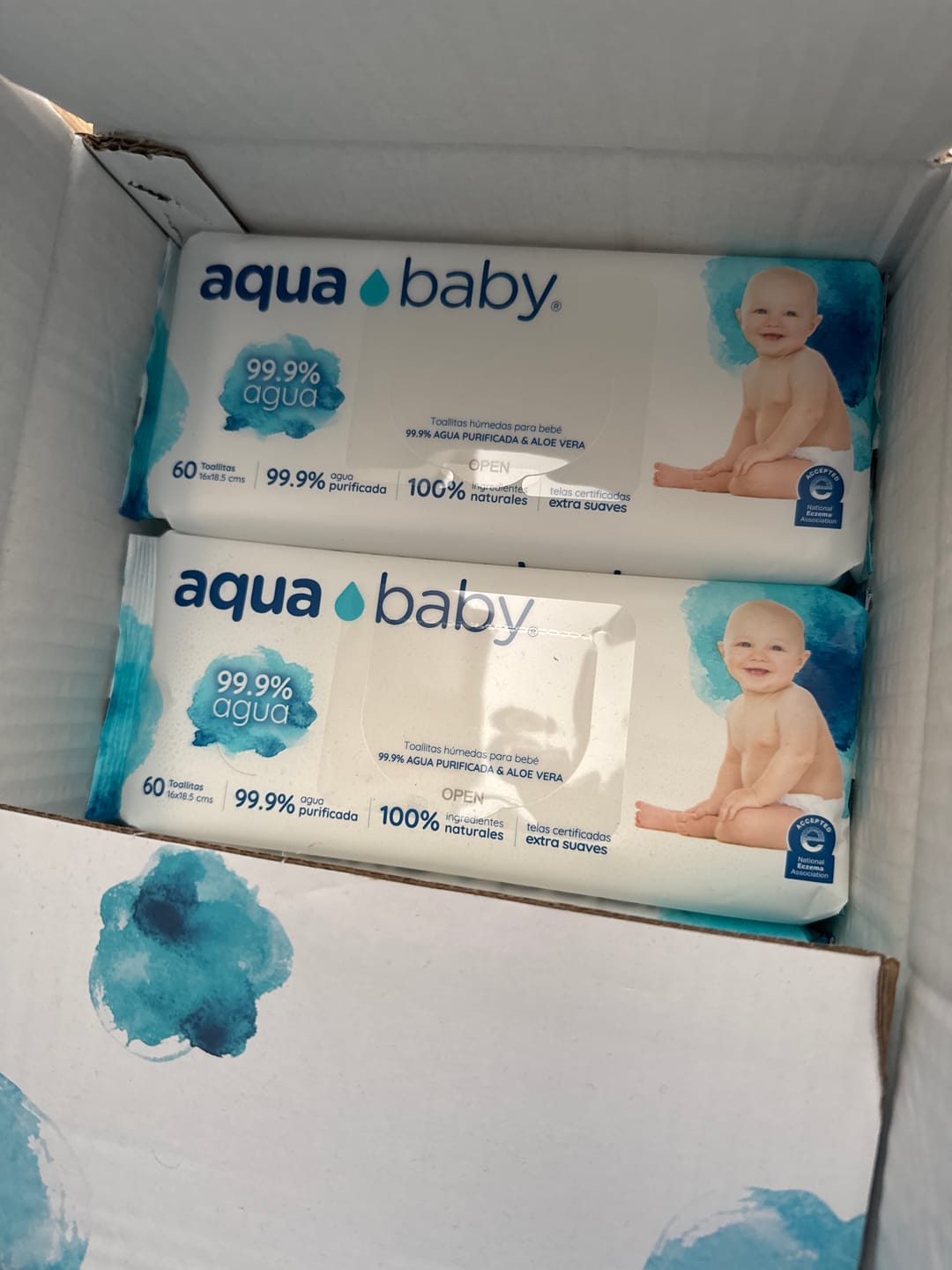 Customer photo review of Aqua Baby 12 Bolsas de 60 Toallitas Húmedas