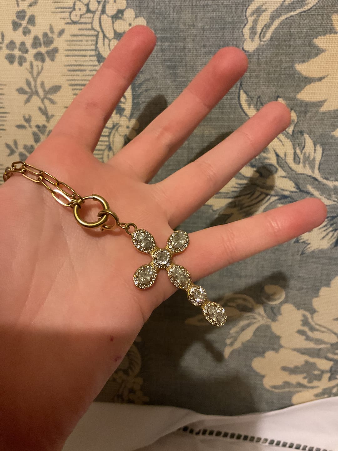 Customer photo review of Eleanor Gold Necklace Chain 52cm