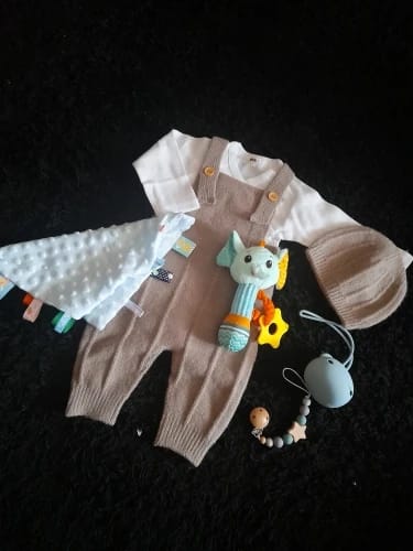 Customer photo review of Knitted Newborn Jumpsuit Set