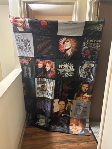 Customer photo review of Project Repat T-Shirt Quilt