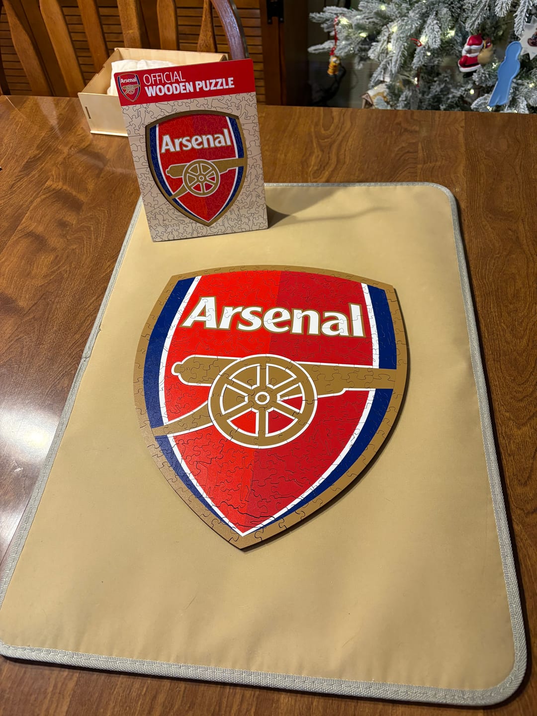 Customer photo review of Arsenal FC® Logo - Wooden Puzzle