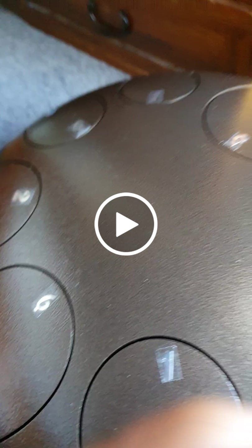 Customer video review of Hluru Steel Tongue Drum 12" 8-Note C Pentatonic