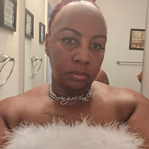 Customer photo review of JANICE RHINESTONE CUBAN NAME NECKLACE