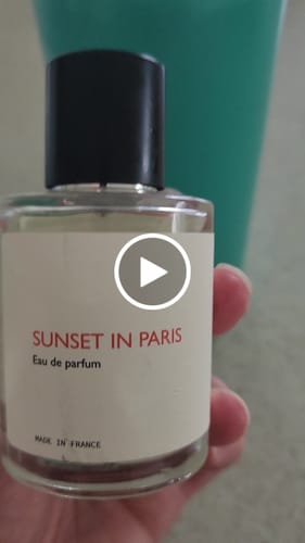 Customer video review of Sunset in Paris