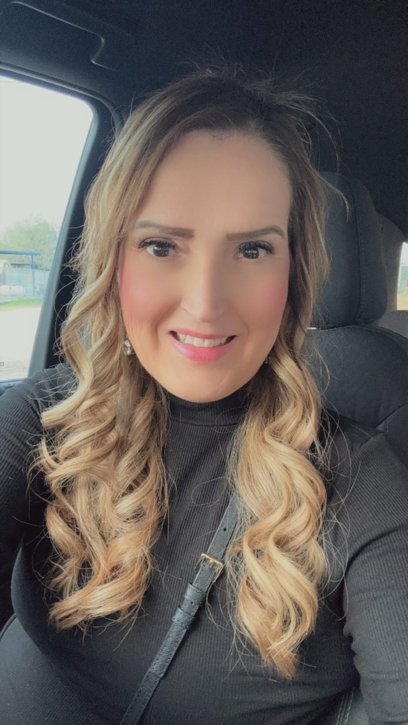 Customer photo review of Beige/Brown Straight Highlights DIY Hair Extensions Home Kit