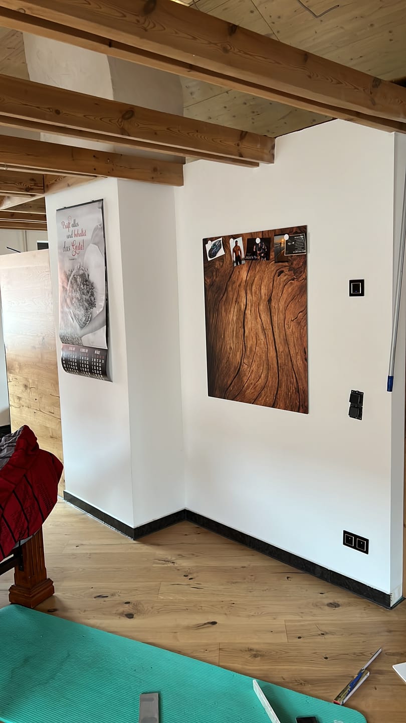 Customer photo review of Magnettafel Pinnwand XXL Magnetbild Holz hell Holzoptik