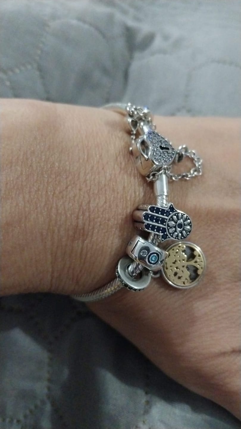 Customer photo review of Charm Letras del Alfabeto Elegantes