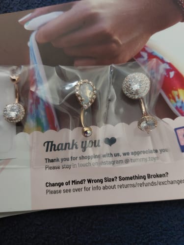 Customer photo review of Rose Gold Illumini Chakra Belly Bar