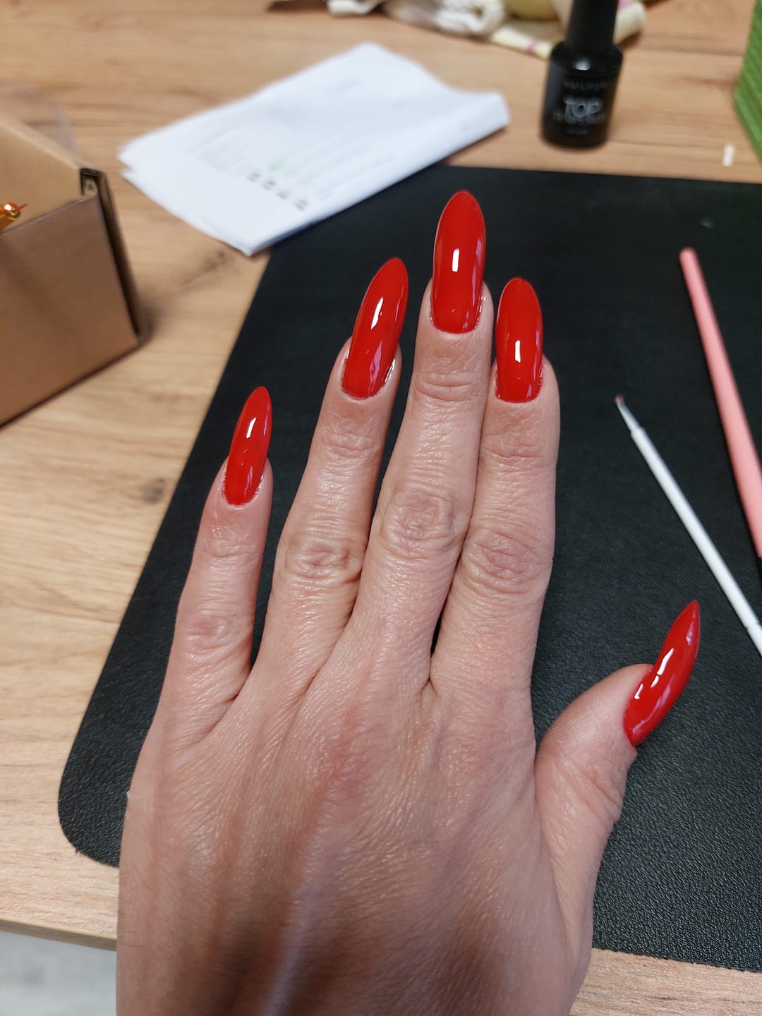Customer photo review of Smalto Semipermanente LCI -  Rosso Chanel