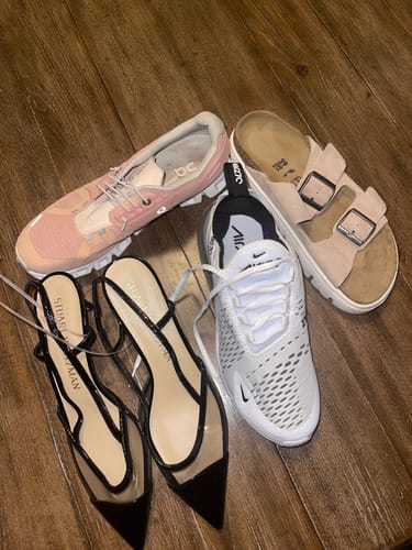 Customer photo review of Luxury Fashion Retailer | Premium Shoes | Shelf Pulls & Returns | 25 Pieces | Small Box #E-63