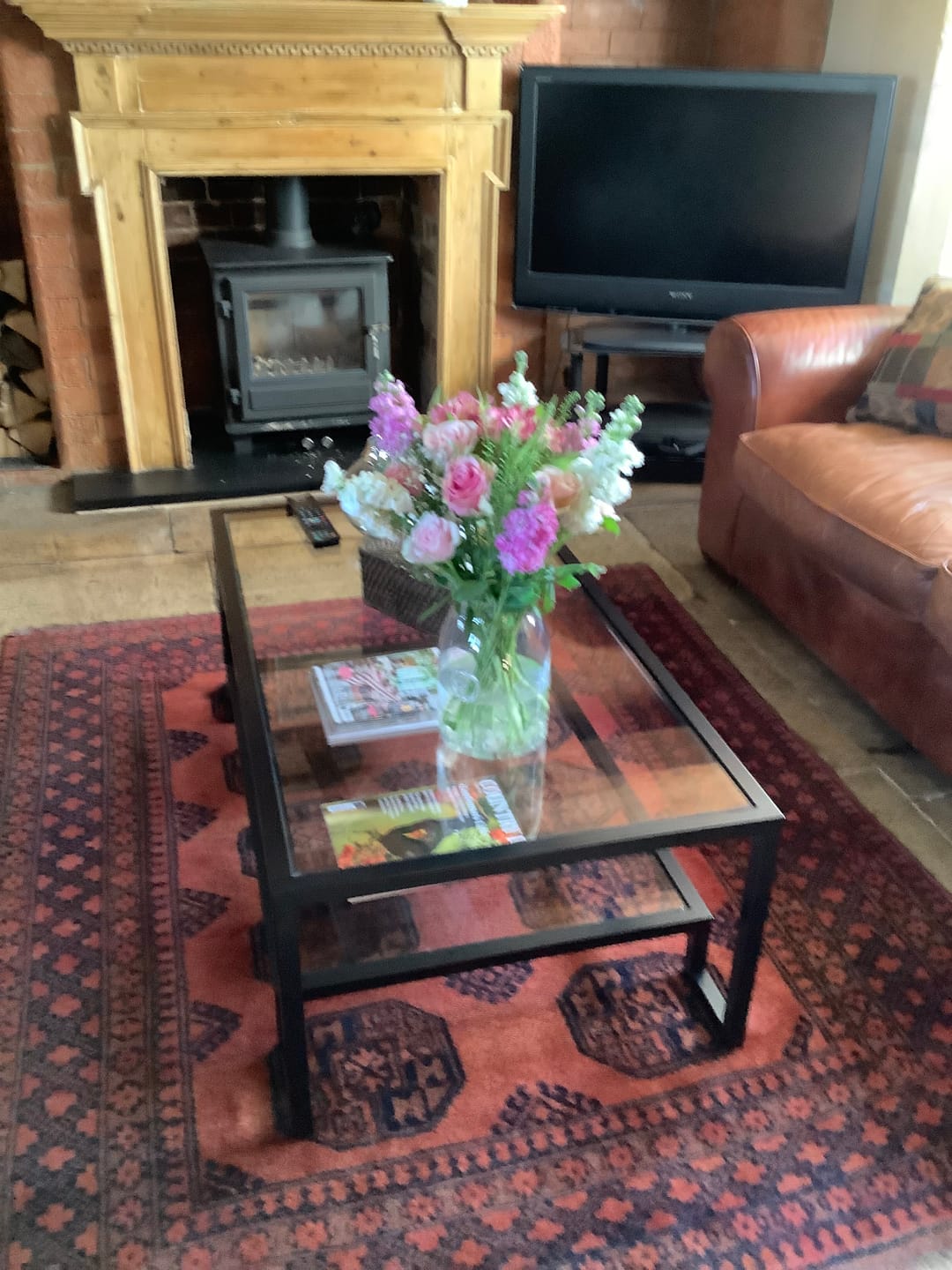 Customer photo review of Hudson Glass Metal Coffee Table - Black