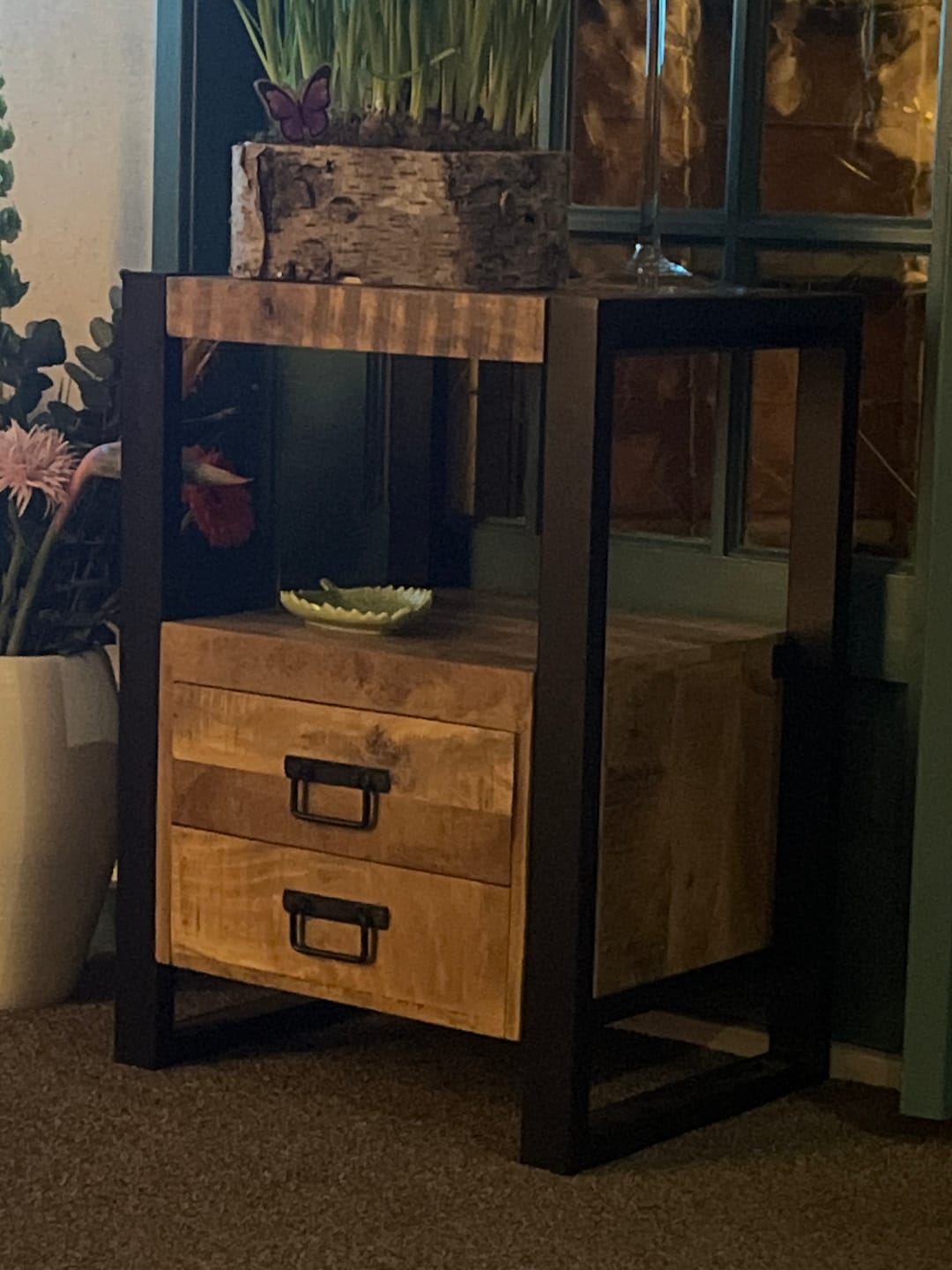 Customer photo review of Mango Houten Nachtkastje – Van Britt
