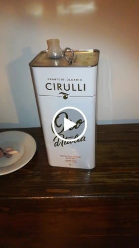 Customer video review of 1 lattina di olio extravergine di oliva • 5 Litri