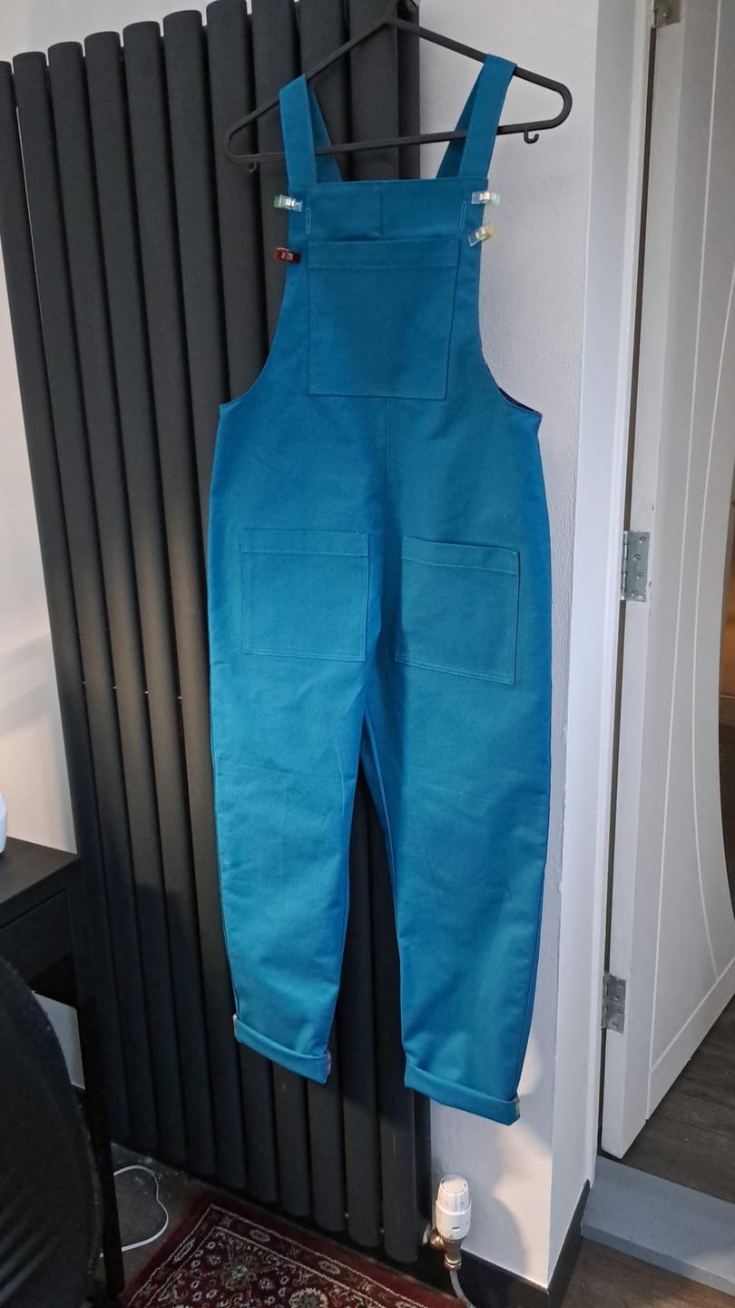 Customer photo review of Overlocking Thread - 3000 Yards