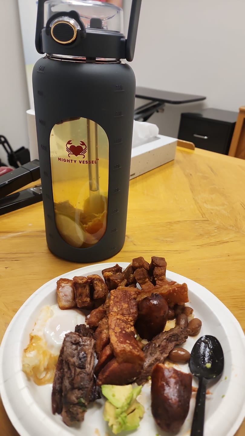 Customer photo review of MIGHTY VESSEL™ SHATTER-RESISTANT GLASS WATER BOTTLE | 64 OZ