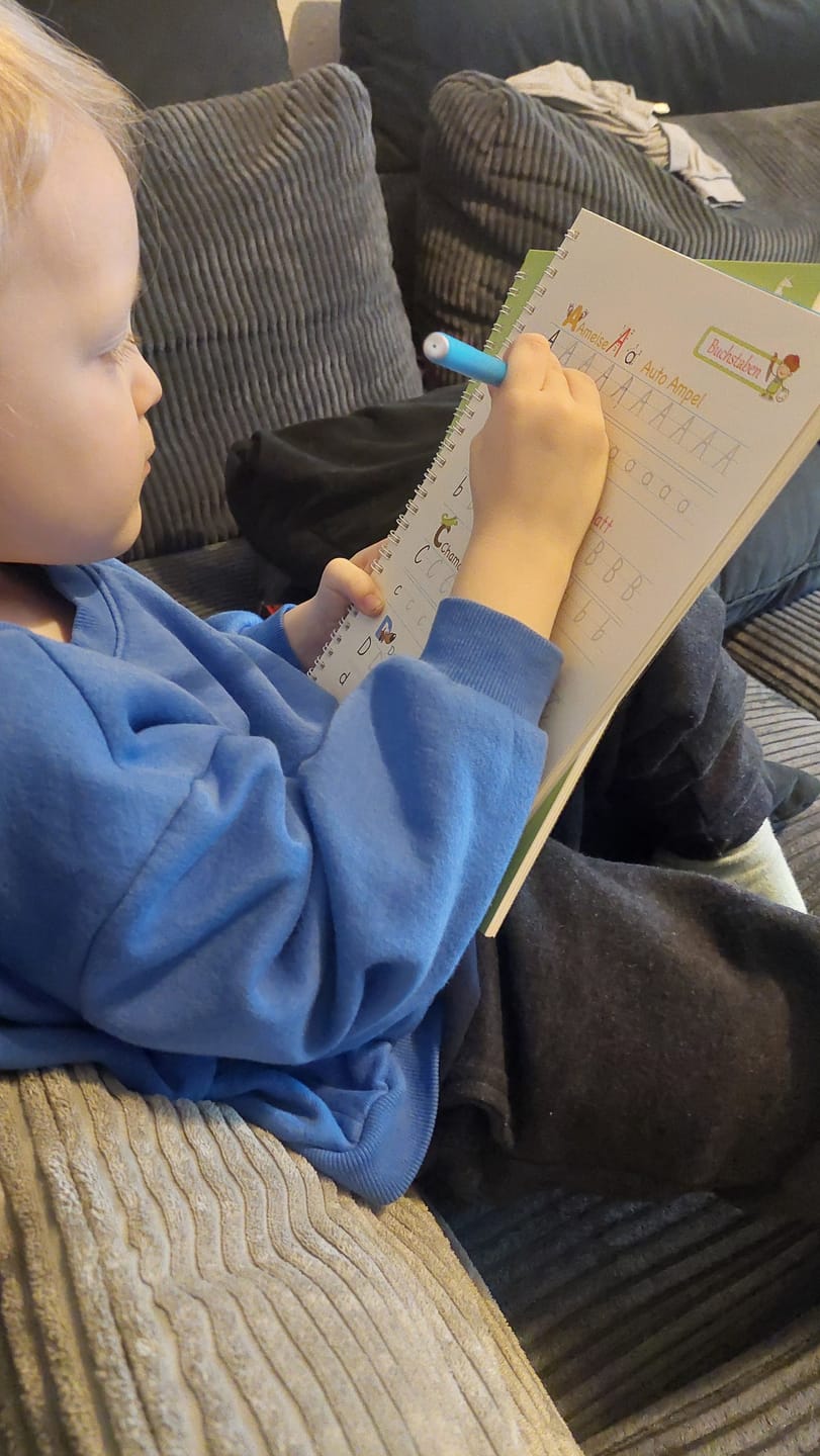 Customer photo review of Filapen® 5 Magische Übungshefte für Kinder - Wiederverwendbar - Inkl. Stift und Minen
