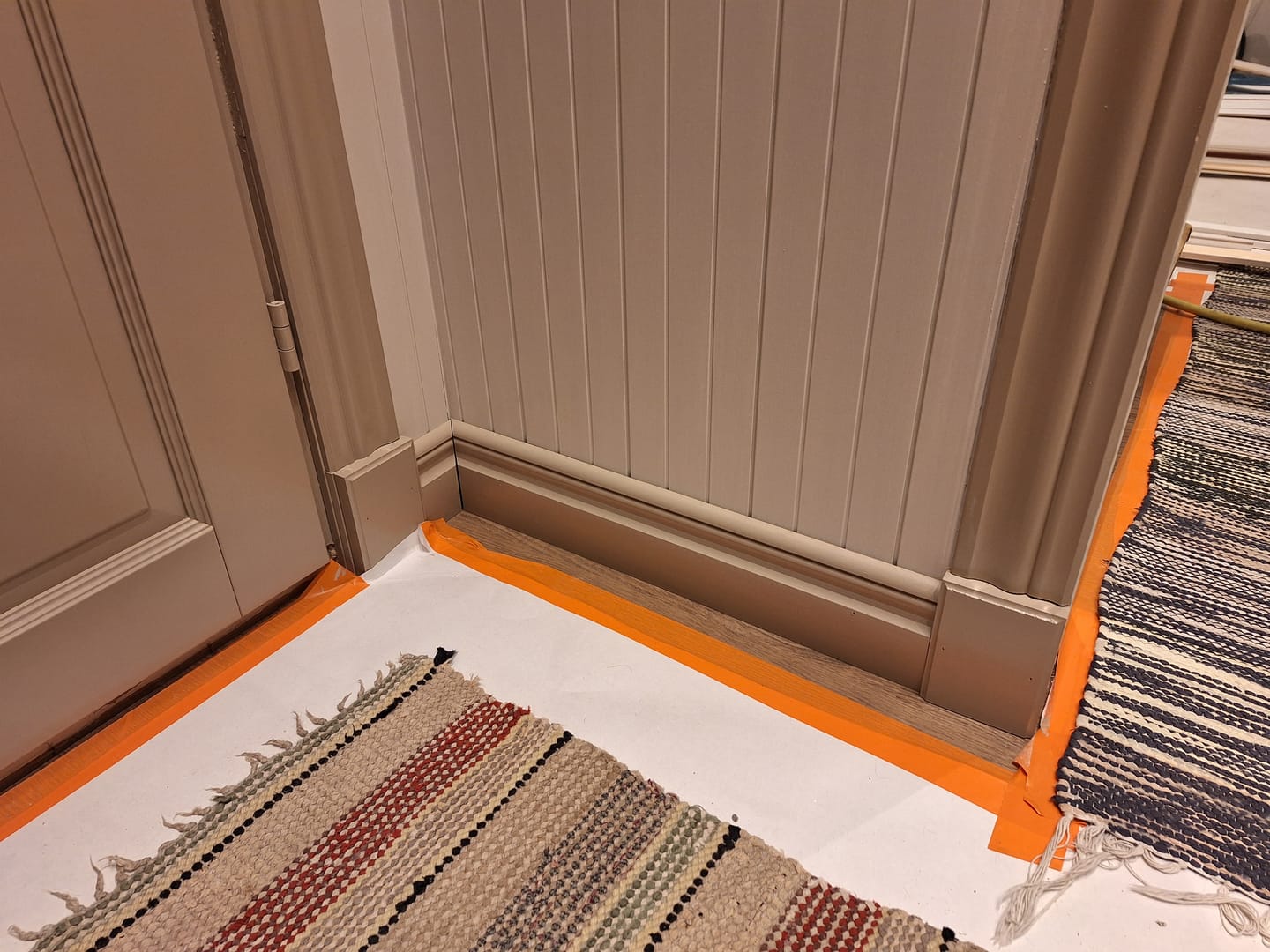 Customer photo review of Jalkalista Koriste 15x120x3300, Mänty, Valkoinen