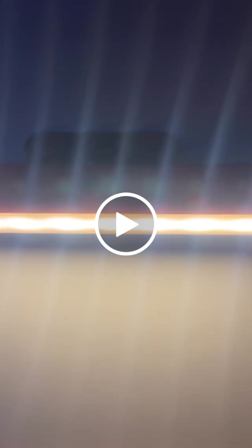 Customer video review of Luminária LED Touch Sem Fio Aura Lux Madeira