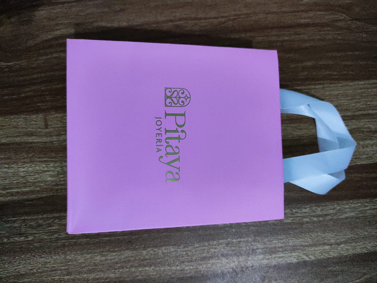 Customer photo review of Bolsita de Regalo Pitaya