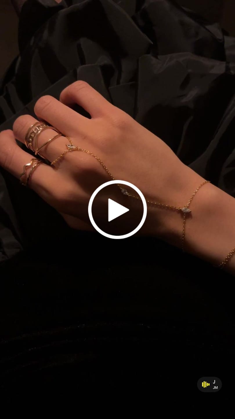 Customer video review of Amber Hand Chain