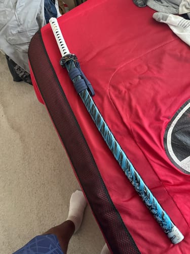 Customer photo review of Katana Stand®