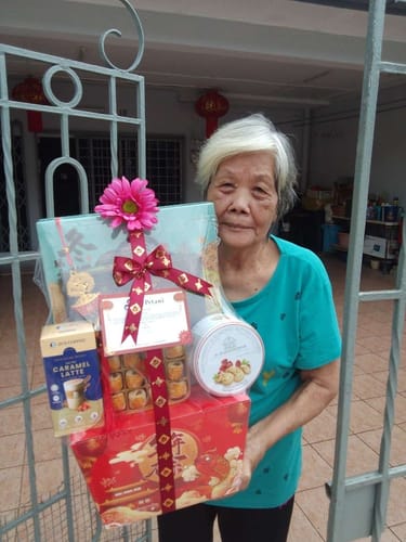 Customer photo review of CNY 2025: Golden CNY Hamper (Available in Klang Valley, Penang & Johor only)