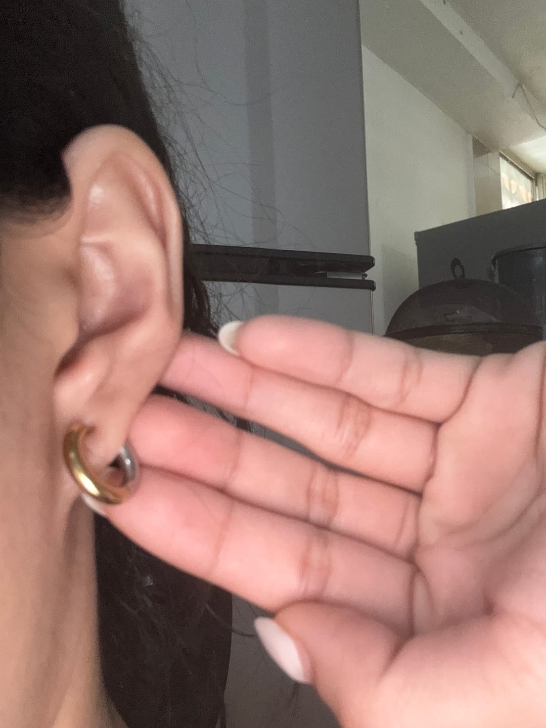 Customer photo review of Aretes Beecuff