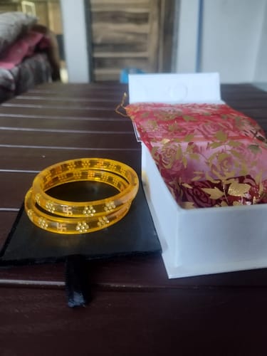 Customer photo review of A Sathiya Design - 916 22k Hallmark