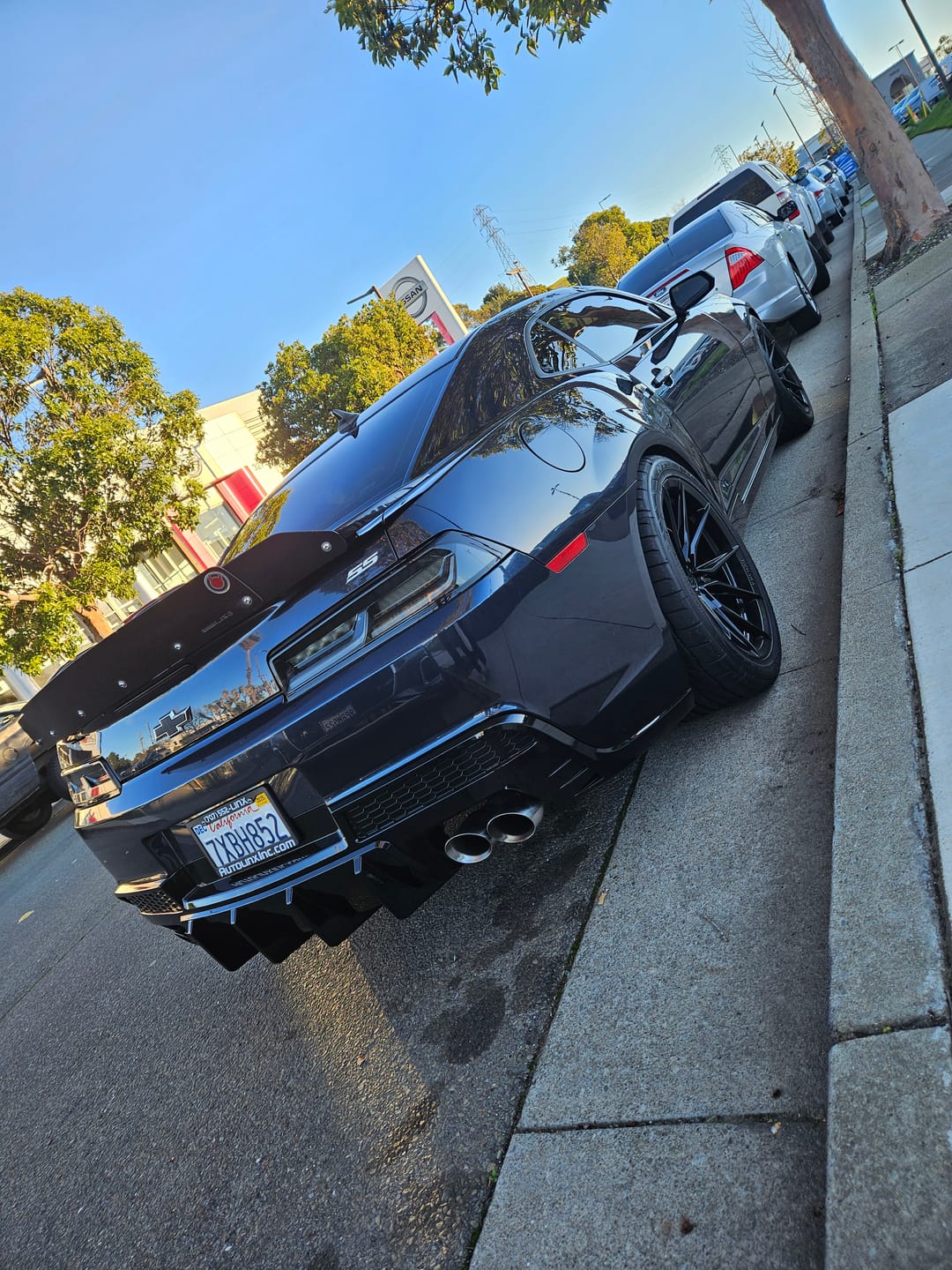 Customer photo review of 2014-2015 Chevy Camaro Evo Style Shark Fins Rear Diffuser Quad/Single Tips
