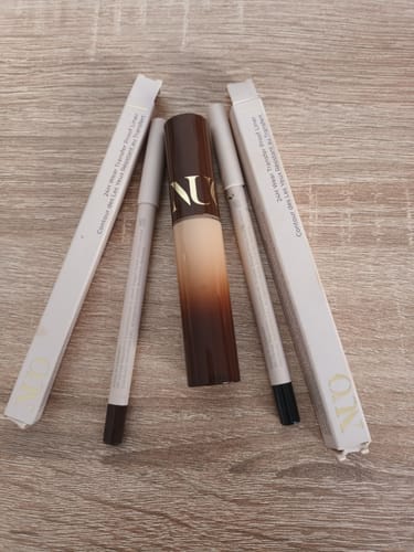 Customer photo review of Concealer cu acoperire mare