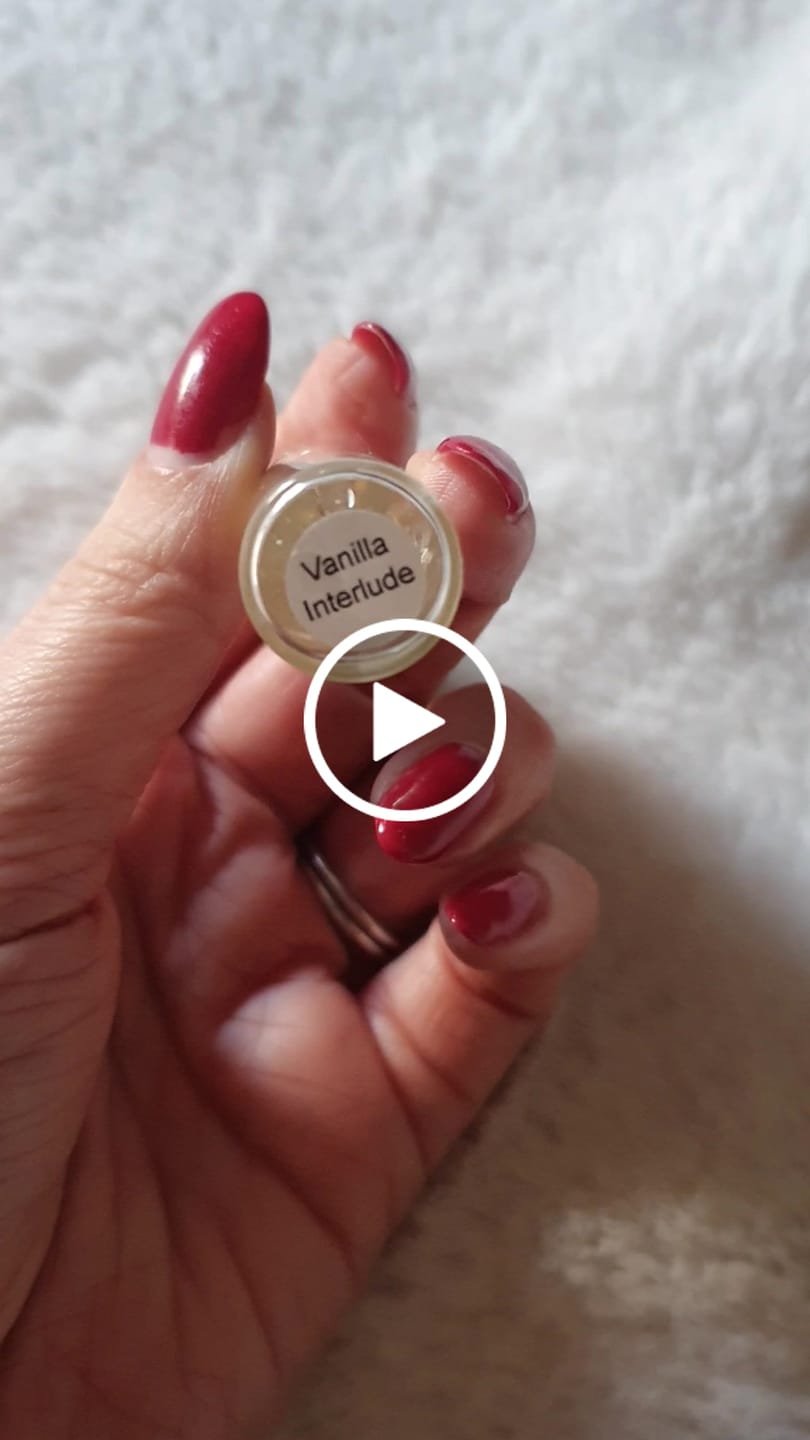 Customer video review of Vanilla Interlude | Fine Perfume Oil