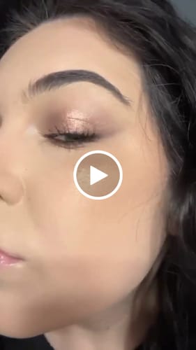 Customer video review of Concealer cu acoperire mare