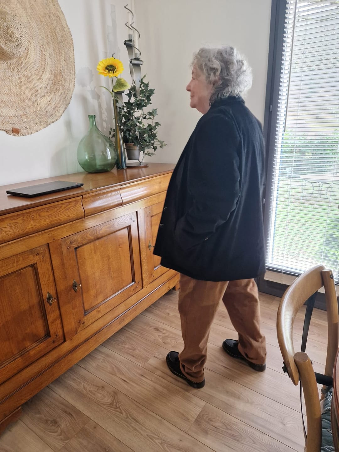 Customer photo review of Veste Faustine - velours côtelé noir
