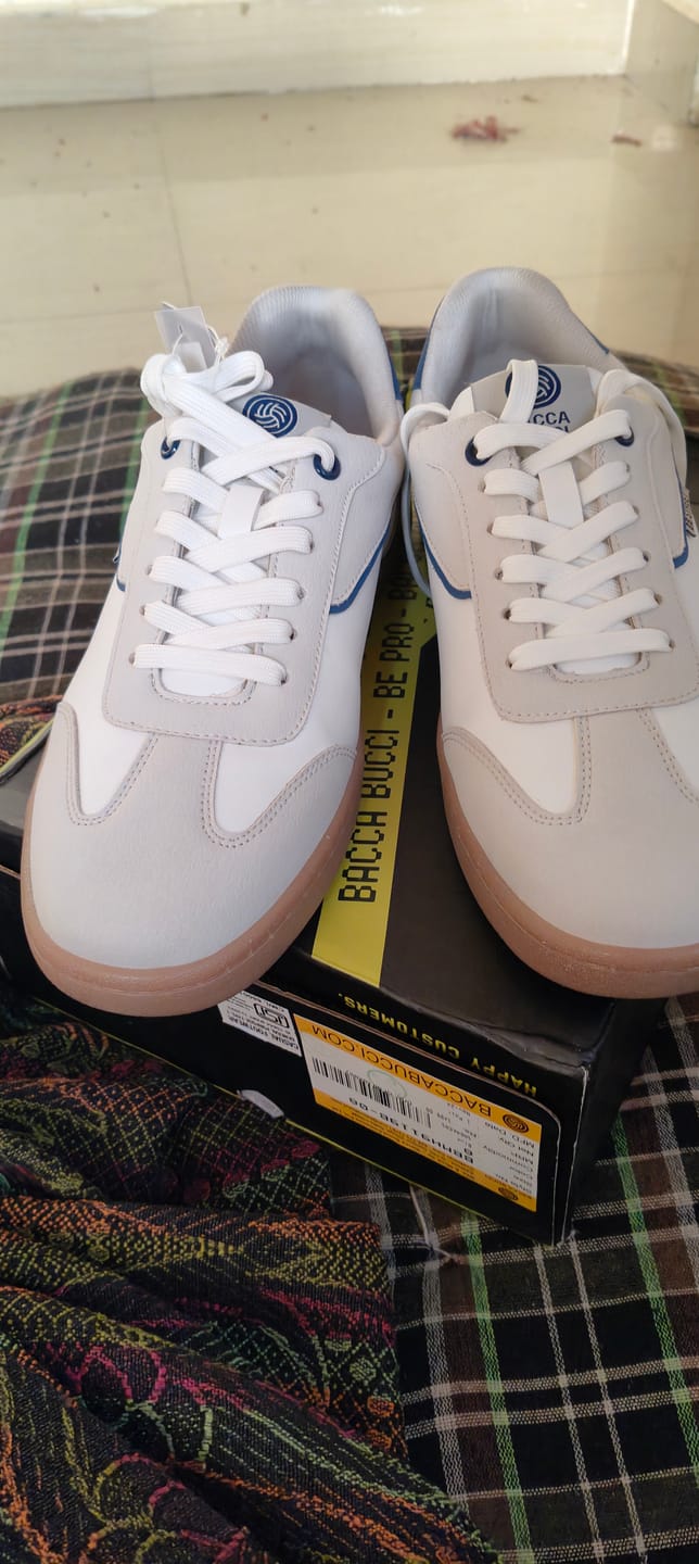Customer photo review of Bacca Bucci MOJO Men's Low Top Sneakers