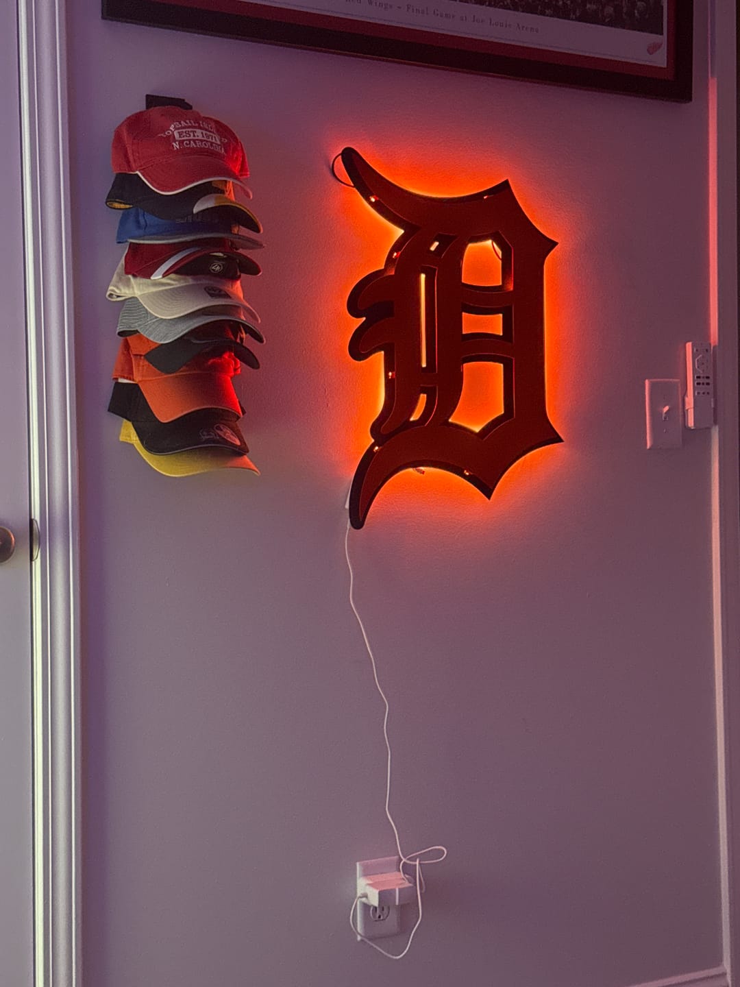 Customer photo review of Detroit Tigers "D" - Orange/Navy 3D Vintage Metal Wall Art