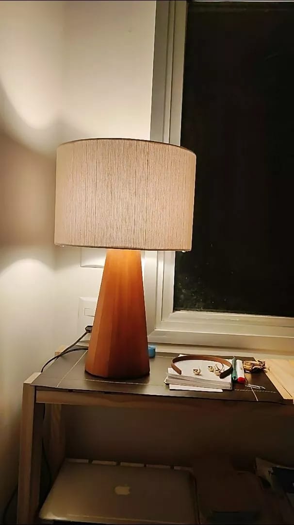 Customer photo review of Abajur de Mesa Wooden Cúpula de Linho