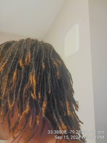 Michelle J. review of Jamaican Sun Splash Natural Leave in Conditioner & Detangler Spray | 4oz 8oz & 16oz image 1 out of 1