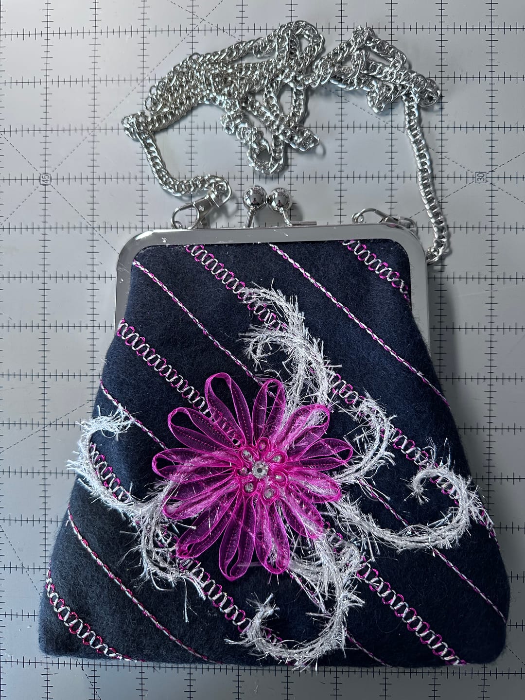 Customer photo review of Wonderfil, Dazzle Metallic 8wt Thread (200yds)