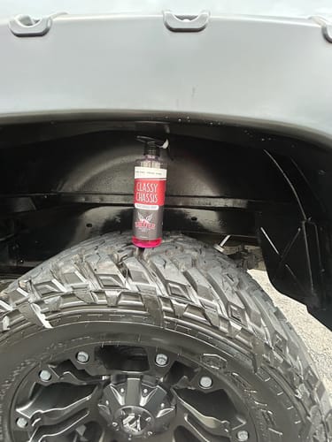 Customer photo review of Classy Chassis - 16oz w/ Black Sprayer