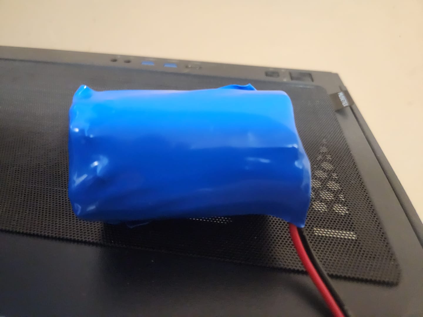 Customer photo review of Samsung 50E 21700 5000mAh 9.8A Battery