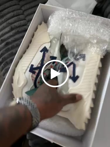 Customer video review of OFF WHITE ODSY-1000 SNEAKERS