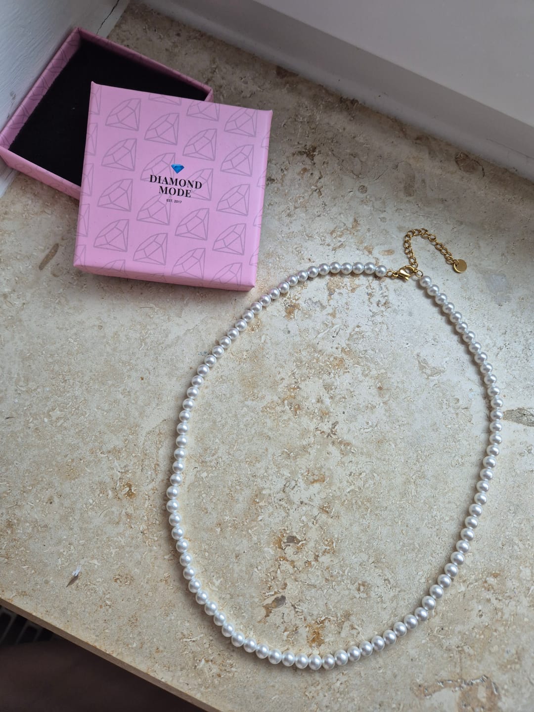 Customer photo review of Jacinta Perlenkette | 18K vergoldet