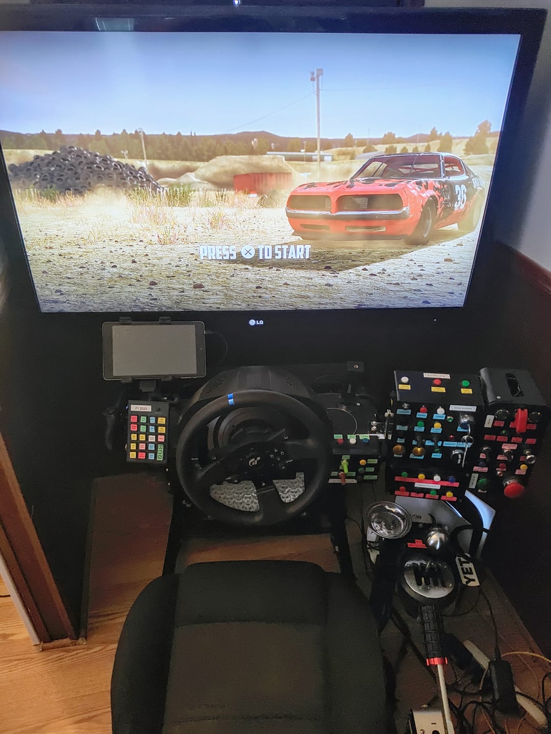 Customer photo review of ART Simulator Single Monitor Mount