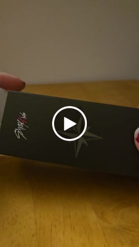 Customer video review of KPOP Lightstick Keychains - BUY 3 GET 1 FREE