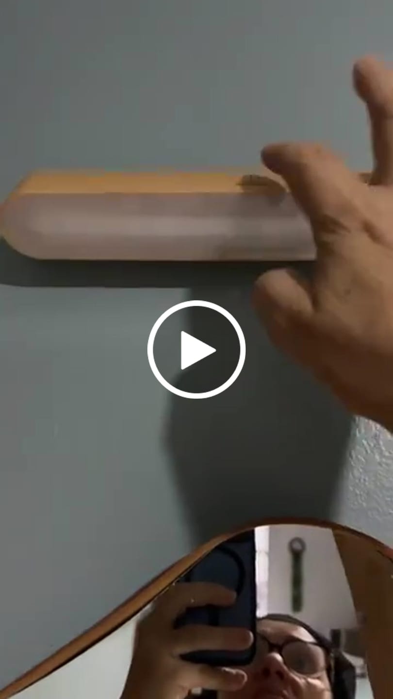 Customer video review of Luminária LED Touch Sem Fio Aura Lux Madeira