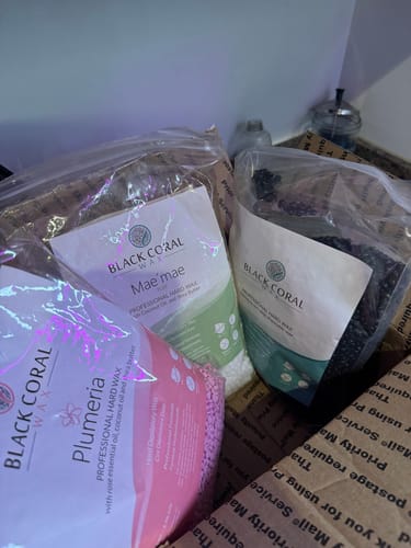 Customer photo review of Mae Mae Hard Wax