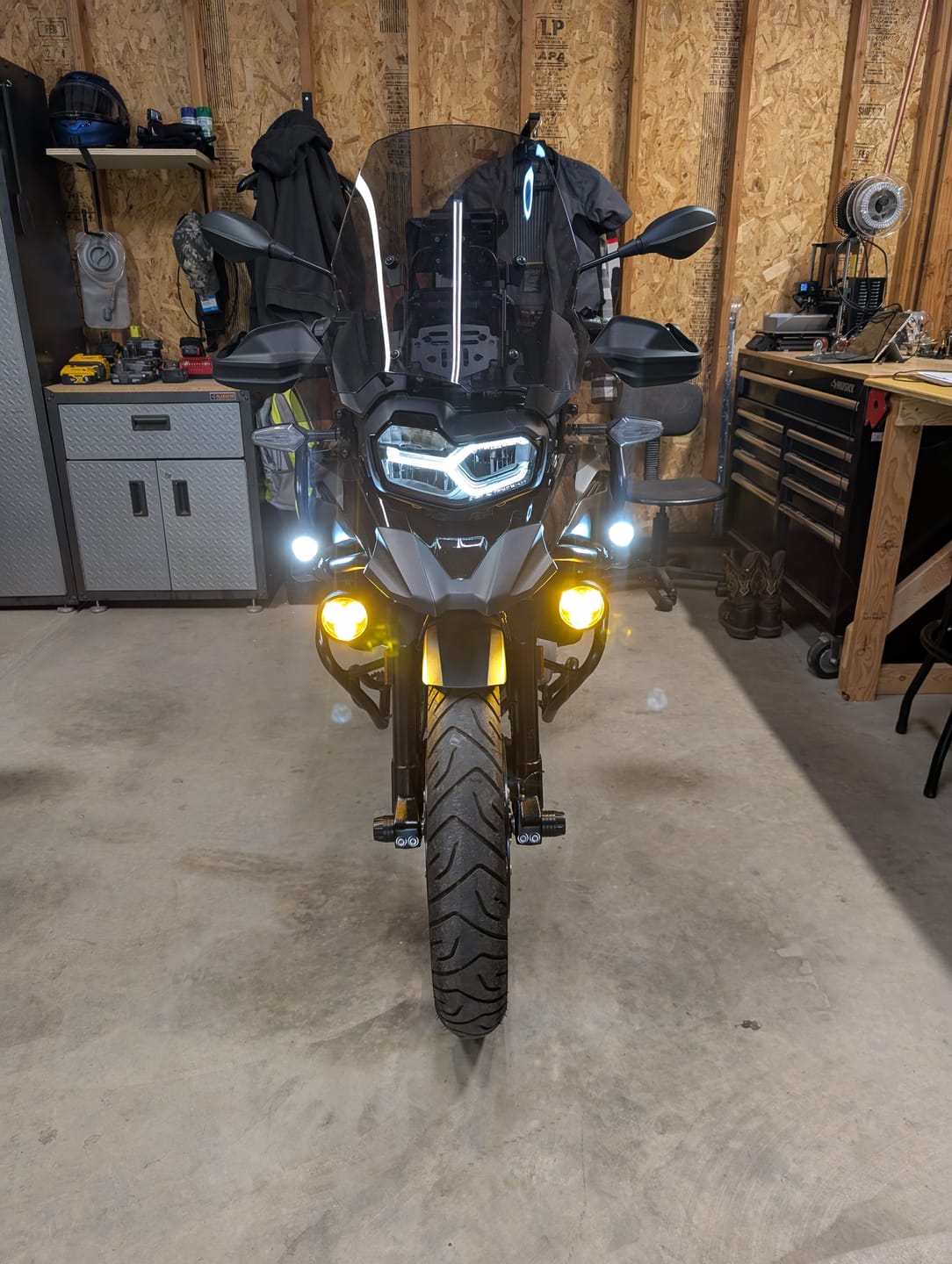 Customer photo review of D3 LED Driving Light Pods with DataDim™ Technology