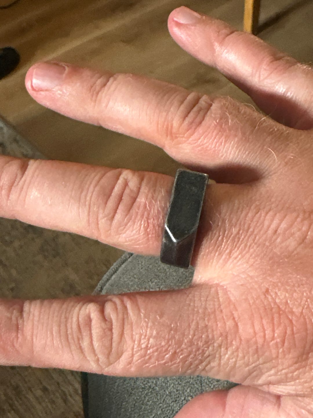 Customer photo review of ARROW. - GRAY